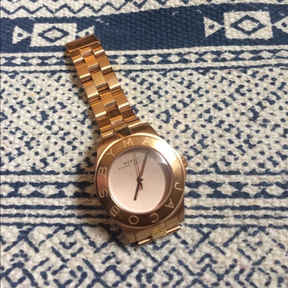 marc by marc jacobs  ▪ rose gold watch